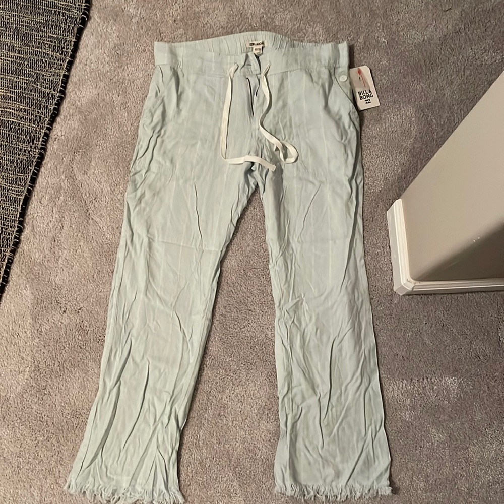 BRAND NEW billabong pants